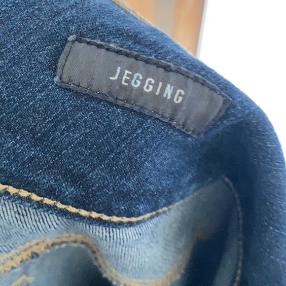 Torrid distressed jegging 22T - Picture 15 of 15